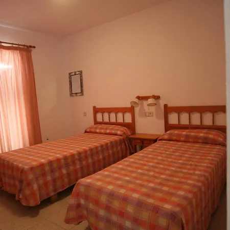 Victor - Primera Linea Mar, Vista A Puesta De Sol Villa Cala'N Blanes (Menorca)